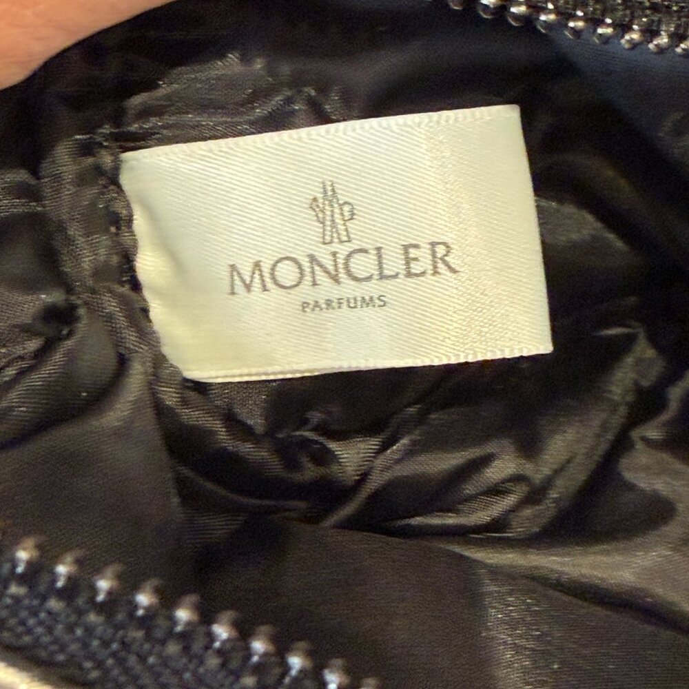 Brand New Moncler Parfums Metallic Silver Travel Case Pouch GWP - Picture 8 of 11